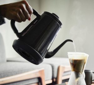 リデケトル(Re・ De Kettle)の口コミと評判をレビュー!温度設定やお手入れ方法も徹底解説